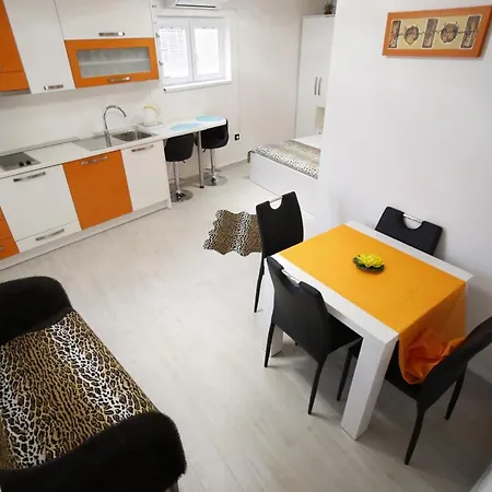 Story Apartment Makarska