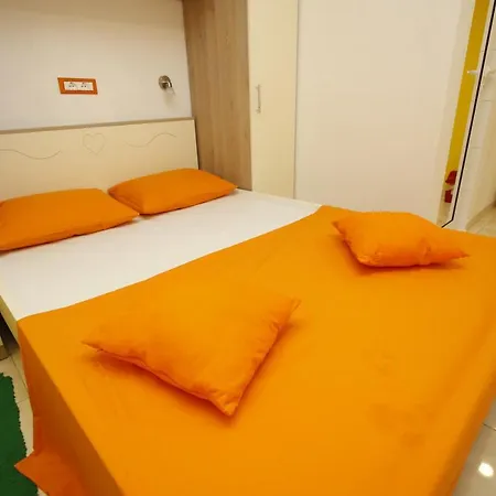 Apartment Story