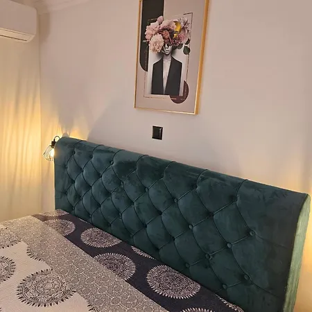Apartment Story *