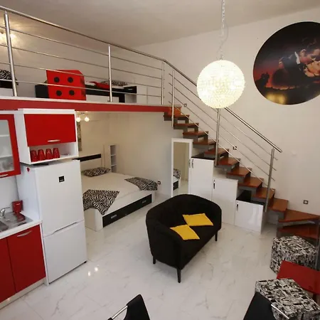 Apartment Story *